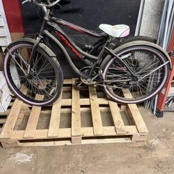 Women’s And Men’s Cruiser Bikes