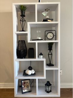 Morder shelf