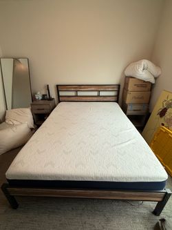 Queen bed and bed frame
