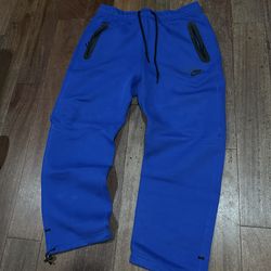 Nike Tech Sweat Pants