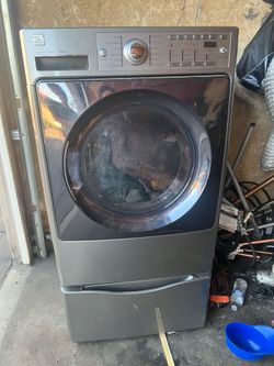 Washer and dryer both for 600$