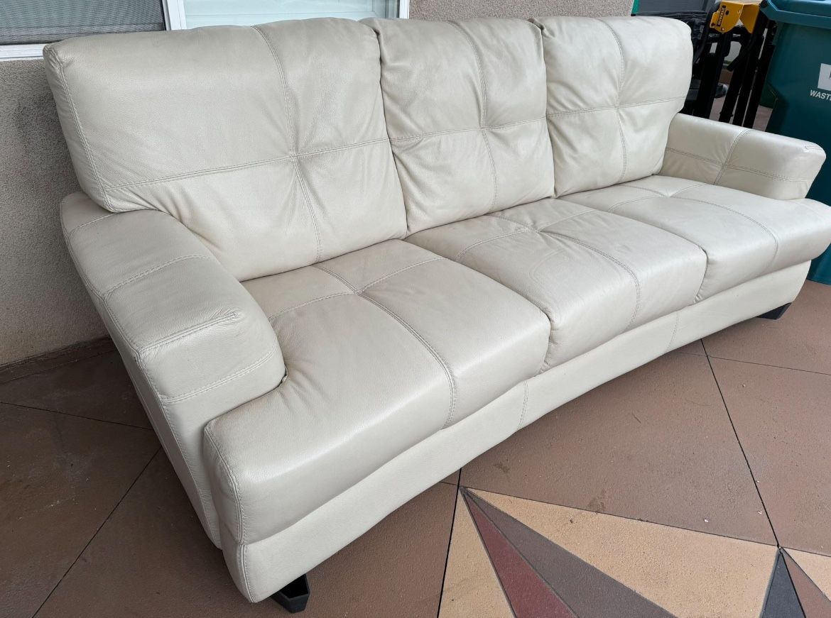 White Leather Sofa Couch FREE DELIVER