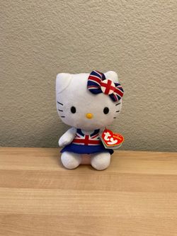 NEW TY Beanie Baby London / United Kingdom Hello Kitty 6” Plush Wearing A Union Jack Dress