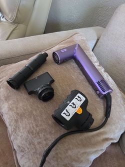 Shark - FlexStyle IonCurl Ion Air Drying with only 3 attaches