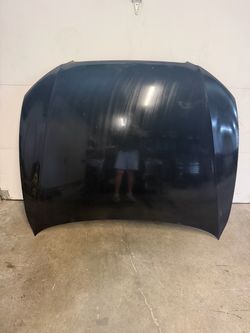 09-12 Audi A5 Coupe hood assembly