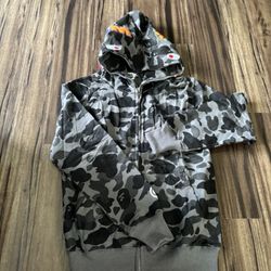Bape hoodie size medium