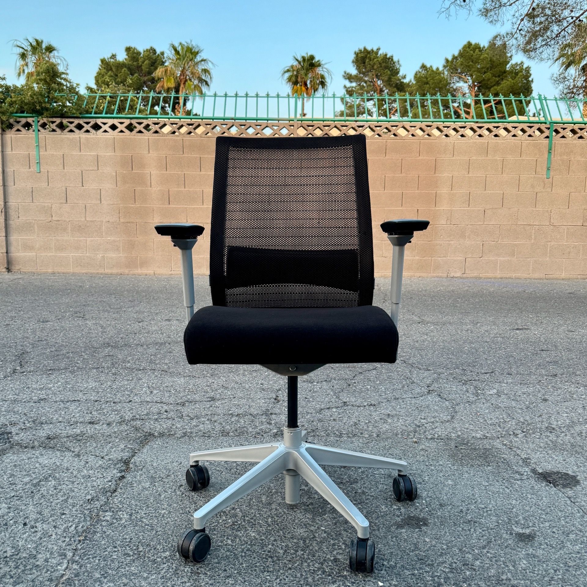 Steelcase Think V1 Ergonomic Office Chairs Fully Adjustable
