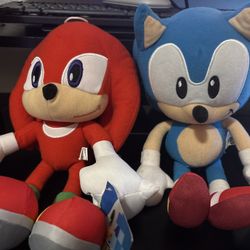 Sonic & Knuckles Plushies. Official Sega!