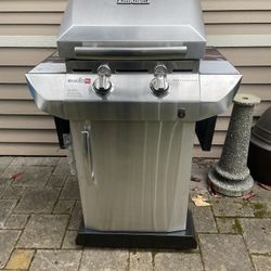 Char-Broil Infrared 2-Burner Gas Grill