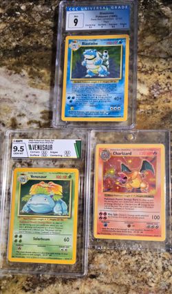 Vintage Charizard, Venusaur, Blastoise and more! Shadowless, 1st Edition....