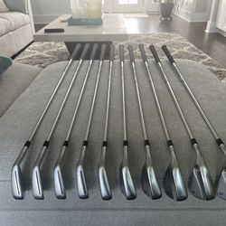 Taylormade P790 Full Iron and Wedge Set (Left Handed)