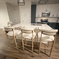 BRAND NEW 29” Upscale Bar Stools (Set of 4) – ATLANTA