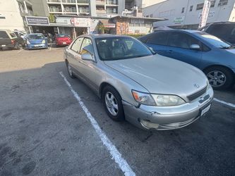 1999 Lexus ES 400 Miles 193466