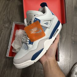Jordan 11 Military blue
