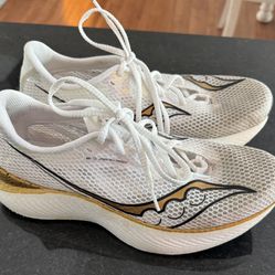 Saucony Endorphin Pro 3 Running Shoes Men’s 9