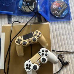 Ps4 6 Games And  2 Controllers 