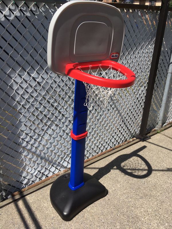 Little Tikes Adjustable Basketball Hoop for Sale in Staten Island, NY