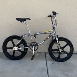 20 Inch 1994 GT Vertigo Bmx Asking 1,200 Dollars Or Best Offer No Trades Selling All My Bikes Yes I Have The OG Rims In Mint Condition the brakes need