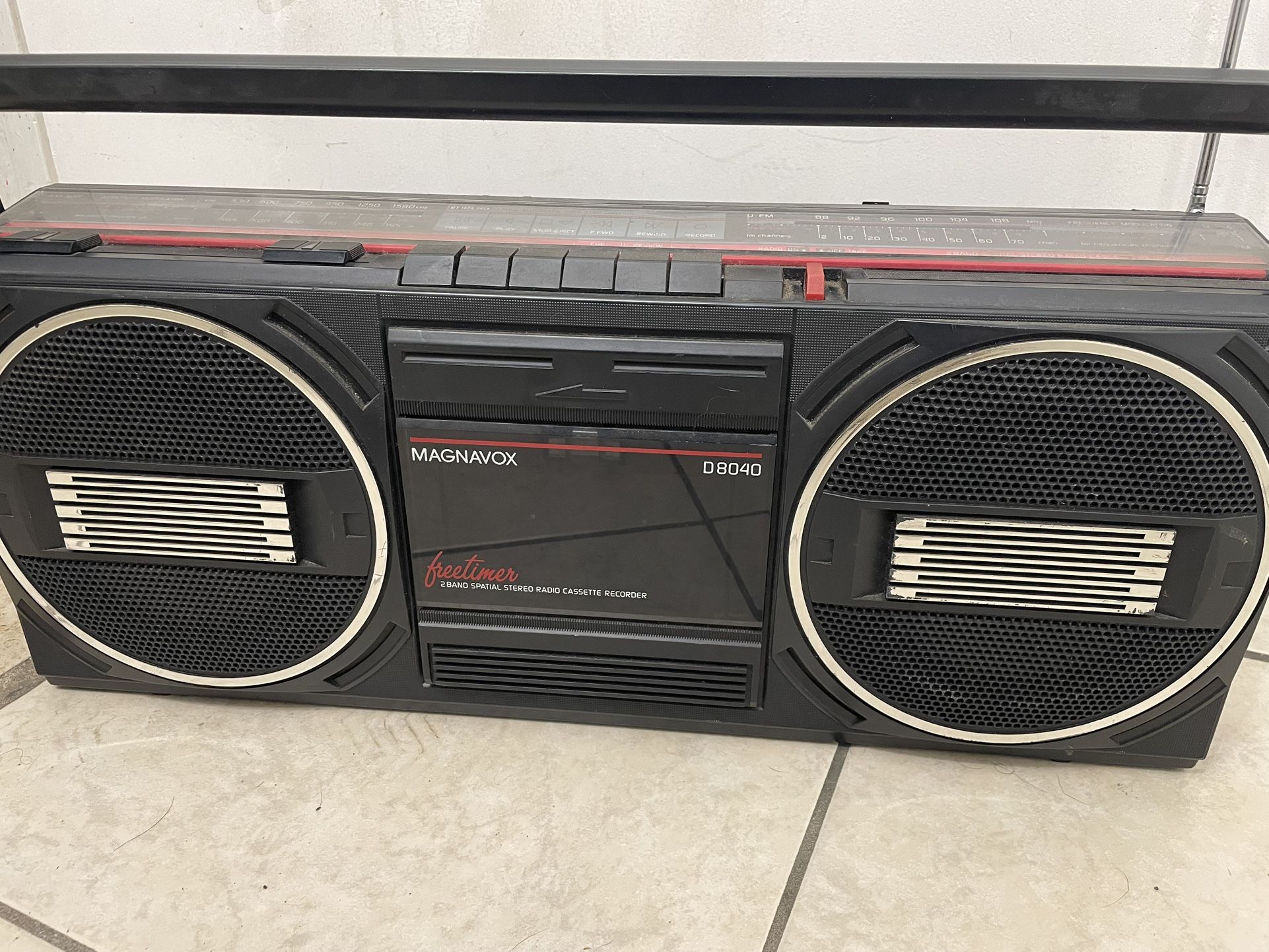 Magnivox D8040 Vintage Boombox + Hitachi TRK-W3W VTG Boombox /Japan Made/ ‘80’s