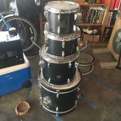 Drum set