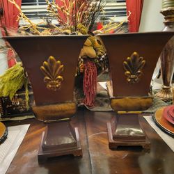 Decorations Different Prices 