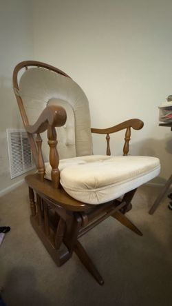 Glider/Rocking Chair