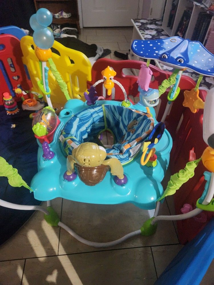 Finding Nemo Bouncer