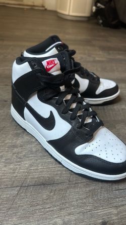 Nike shoes 8.5