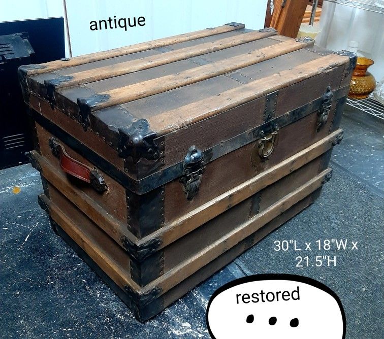 Antique 1900's Restored Steamer Trunk / Antique Chest
