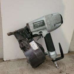 Metabo  Coil Siding Nailer nv65ah good condition 