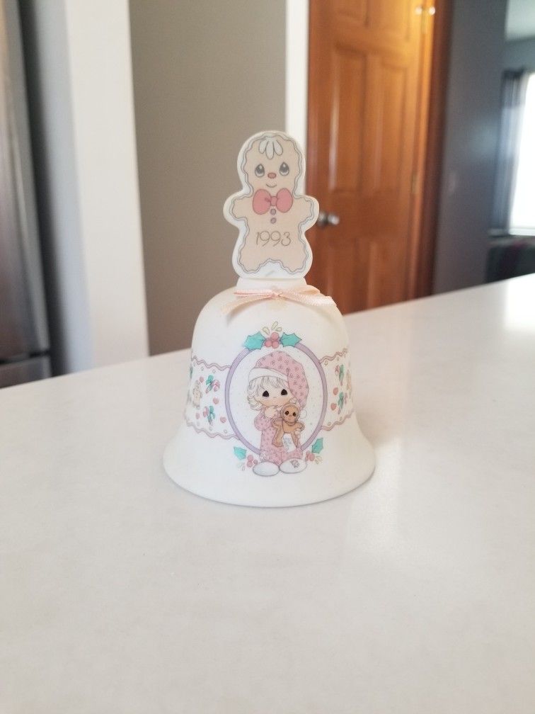 Precious Moments "1993 Bell" 251372/L With Box
