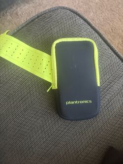Plantronics BackBeat Fit Reflective Armband/ Carrying Case-Reversible