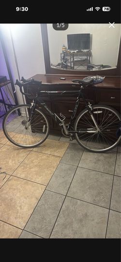 aluminum road bike