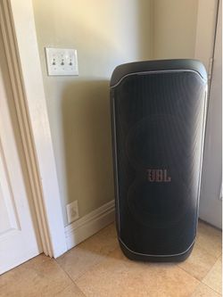 JBL PARTYBOX ULTIMATE SPEAKER