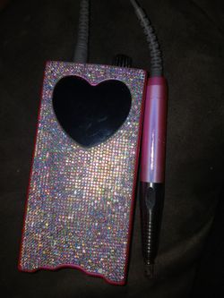 Nail drill & nail mat to take pictures