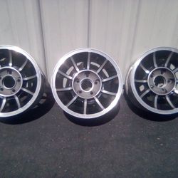 Modern Wheel 15"X7" Turbines (3) 