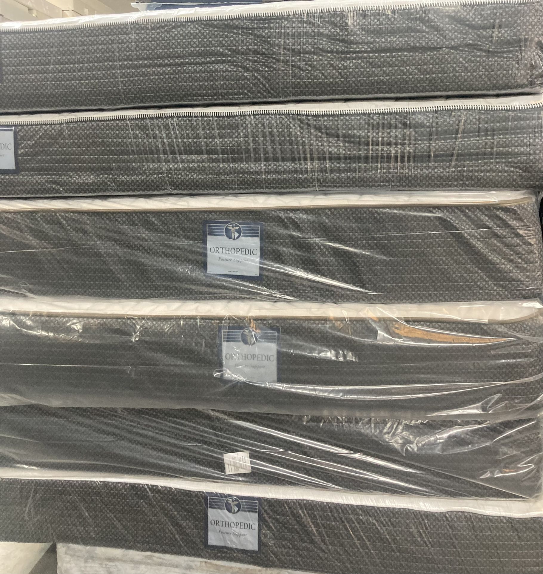 🛏🛏TWINFULLQUEEN AND KING MATTRESS STARTING AT $150 A SET BEST PRICE IN TOWN BEST PRICE ON BRAND NEW PLUSH TOP MATTRESS🛏🛏