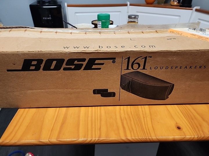 New Bose 161 Speakers