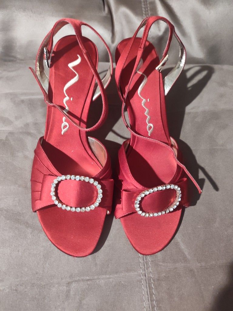 Women's Red Dress Shoes W/Rhinestones