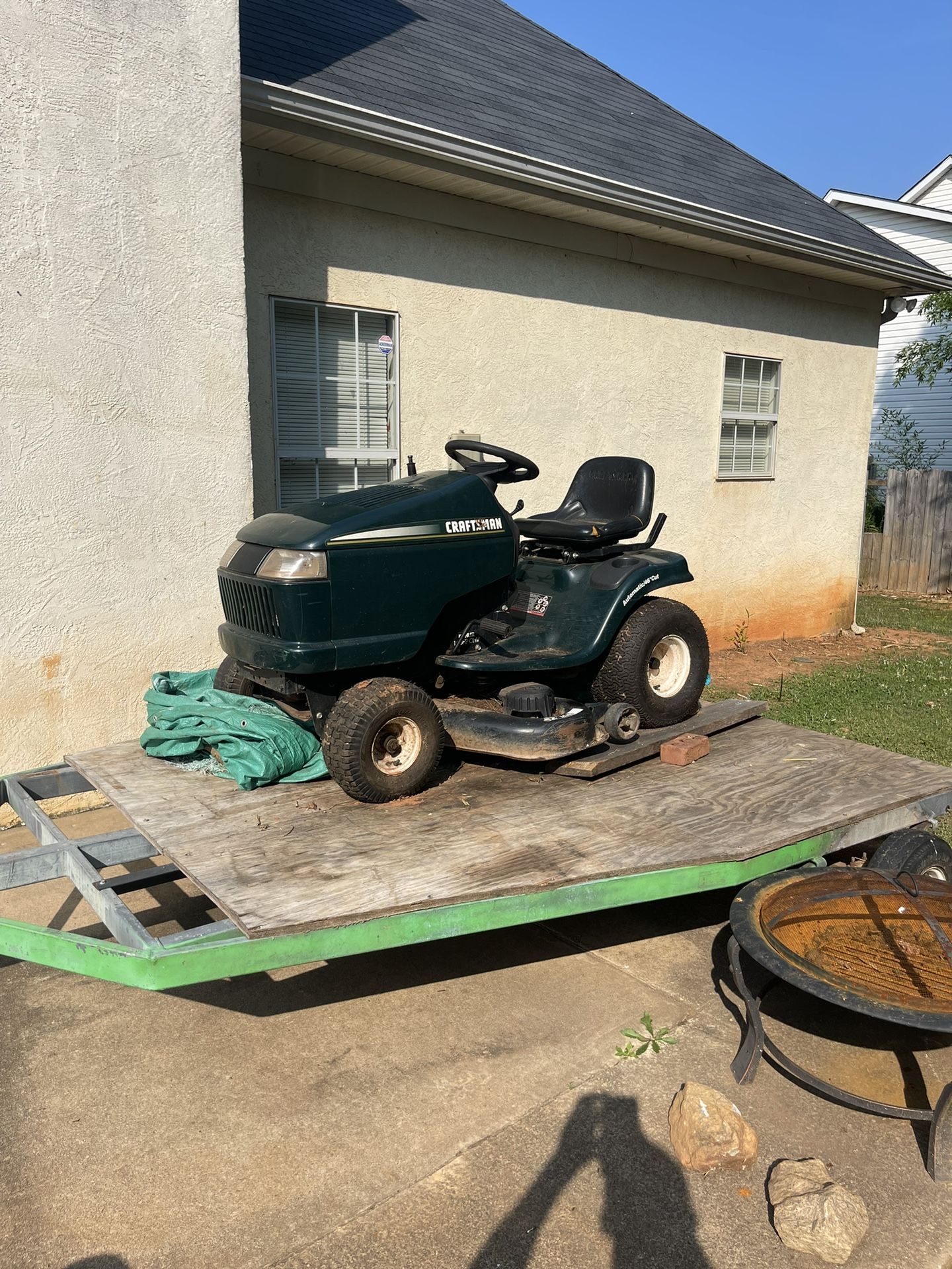 Riding Mowers And Trailer
