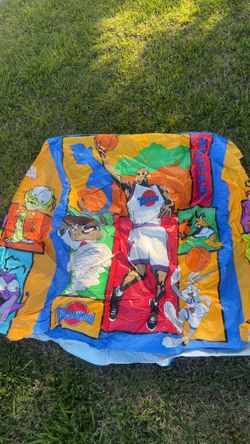 1996 Space jam Tent