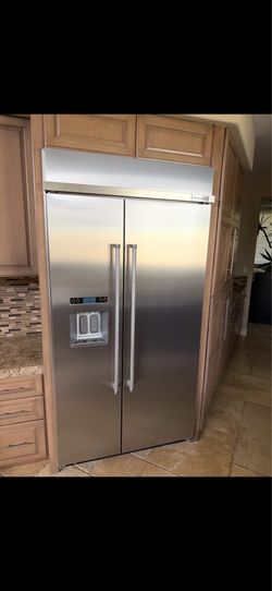 Kitchen Aid Refrigerator