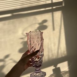 Vintage-Style Glass Pedestal Vase / Decorative Flower Vase