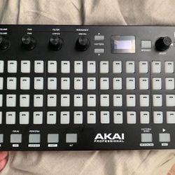 Akai Professional 