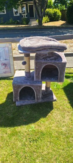 2 tier cat tree
