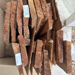 Cedar Shingles (24 Shakes)