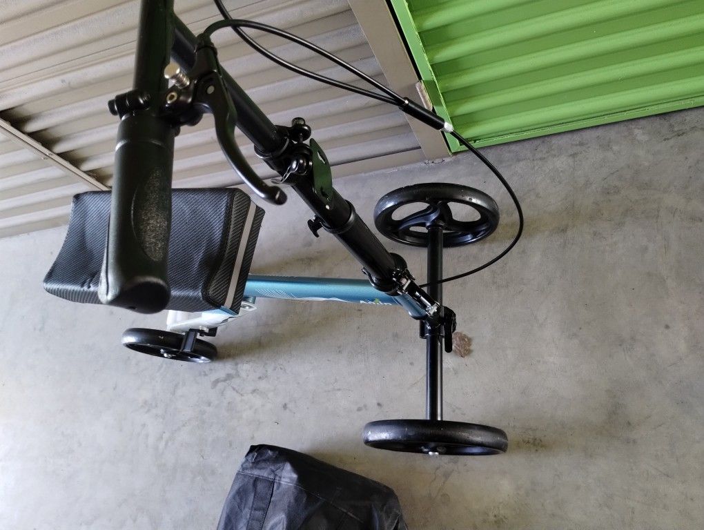 Knee Scooter With Lights And Carry Bag
