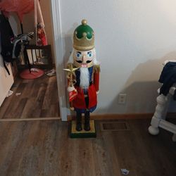 3 Foot Nut Cracker 