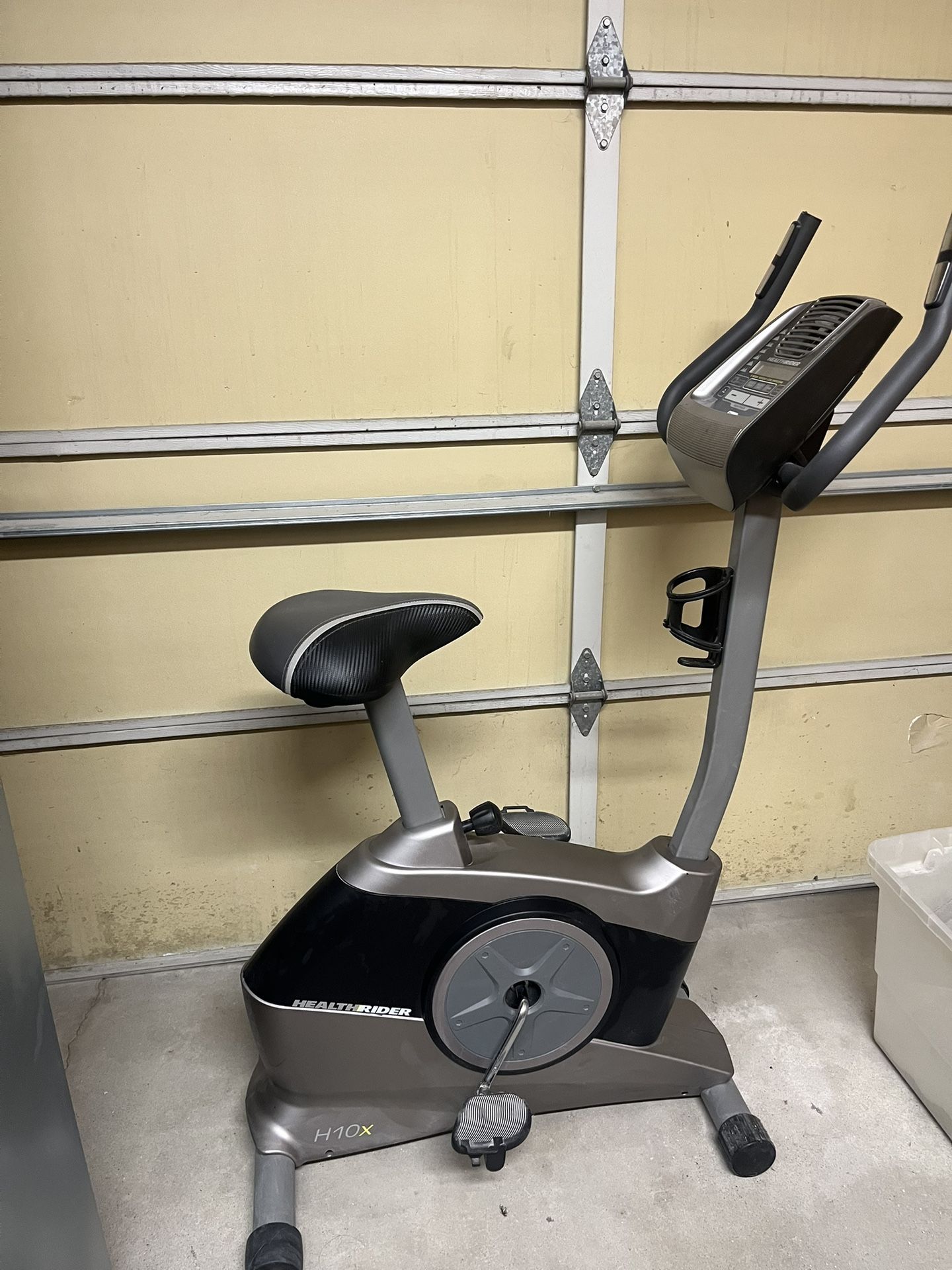 Health Rider Exercise Bike