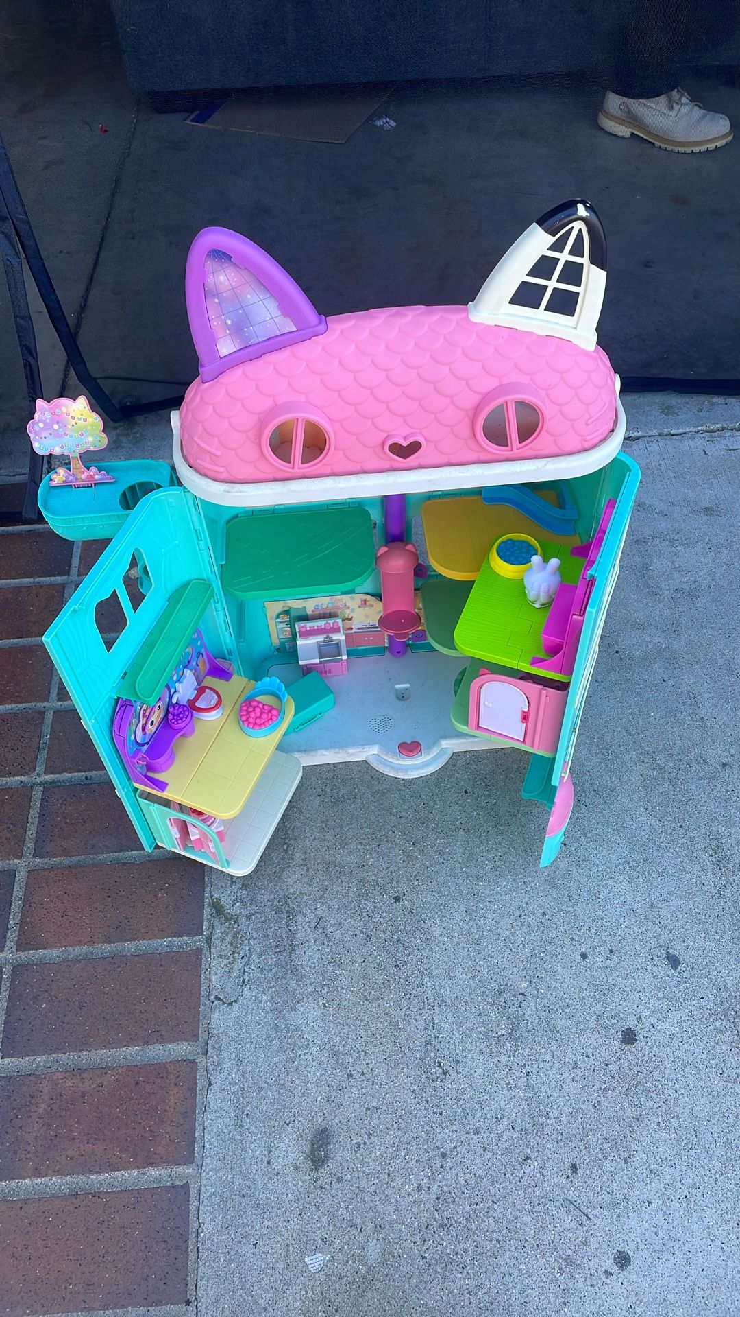 Gabbys Dollhouse